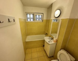 Appartement 3 chambres à vendre dans Cluj-napoca, zone Manastur