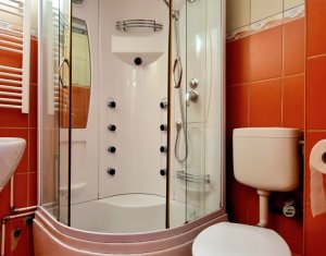 Appartement 4 chambres à vendre dans Cluj-napoca, zone Manastur