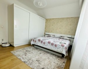 Maison 4 chambres à vendre dans Floresti