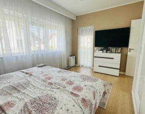 Maison 4 chambres à vendre dans Floresti