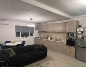 , 80m2 dans Floresti