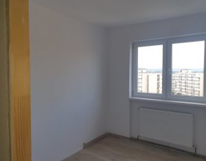 Appartement 4 chambres à vendre dans Cluj-napoca, zone Manastur