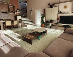 Maison 5 chambres à vendre dans Cluj-napoca, zone Iris