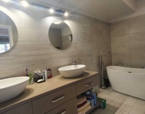 Maison 5 chambres à vendre dans Cluj-napoca, zone Iris