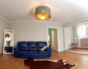 Appartement 4 chambres à vendre dans Cluj-napoca, zone Manastur