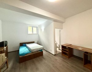 Appartement 5 chambres à vendre dans Cluj-napoca, zone Grigorescu
