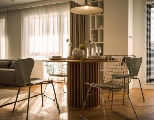 Appartement 3 chambres à louer dans Cluj-napoca, zone Zorilor