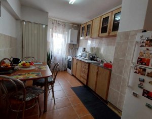 Appartement 3 chambres à vendre dans Cluj-napoca, zone Manastur