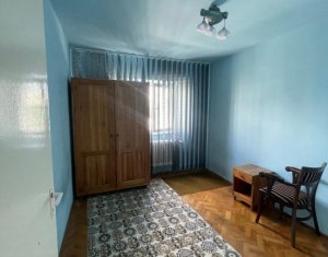 Appartement 3 chambres à vendre dans Cluj-napoca, zone Manastur