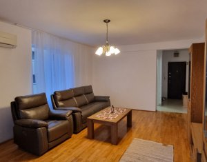 Appartement 3 chambres à louer dans Cluj-napoca, zone Gheorgheni