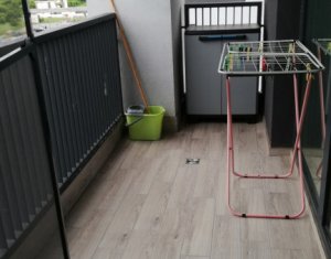Appartement 3 chambres à vendre dans Floresti
