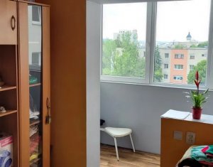 , 80m2 dans Cluj-napoca, zone Manastur