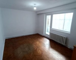 Appartement 3 chambres à vendre dans Cluj-napoca, zone Manastur