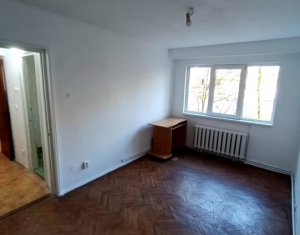 Appartement 3 chambres à vendre dans Cluj-napoca, zone Manastur