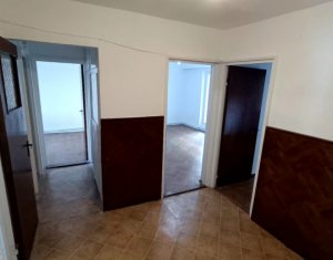 Appartement 3 chambres à vendre dans Cluj-napoca, zone Manastur