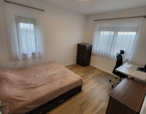 Maison 4 chambres à vendre dans Cluj-napoca, zone Dambul Rotund