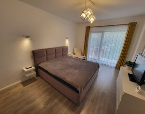 Maison 4 chambres à vendre dans Cluj-napoca, zone Dambul Rotund
