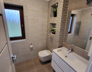 Maison 4 chambres à vendre dans Cluj-napoca, zone Dambul Rotund