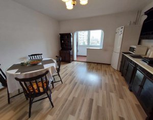 Appartement 4 chambres à vendre dans Cluj-napoca, zone Manastur