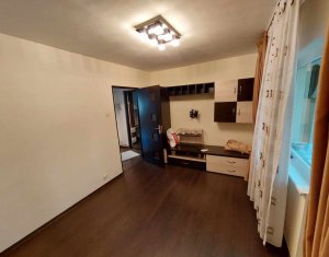 Appartement 4 chambres à vendre dans Cluj-napoca, zone Manastur