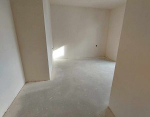 Appartement 4 chambres à vendre dans Cluj-napoca, zone Europa
