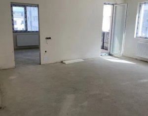 Appartement 4 chambres à vendre dans Floresti
