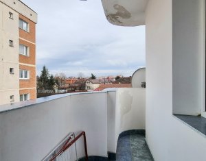 Appartement 3 chambres à vendre dans Cluj-napoca, zone Marasti