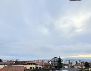 Appartement 3 chambres à vendre dans Cluj-napoca, zone Marasti