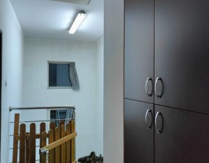 Maison 3 chambres à vendre dans Baciu