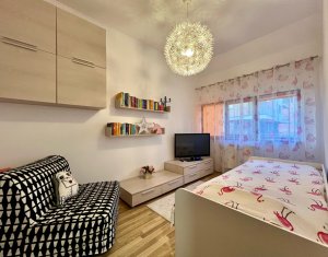 Maison 4 chambres à vendre dans Floresti