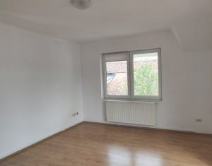 Maison 5 chambres à louer dans Cluj-napoca, zone Plopilor