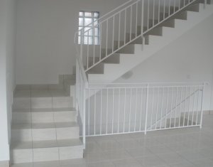 Maison 5 chambres à louer dans Cluj-napoca, zone Plopilor