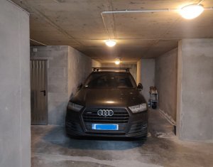 Appartement 3 chambres à vendre dans Cluj-napoca, zone Marasti