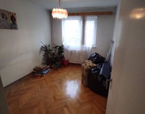 Appartement 3 chambres à vendre dans Cluj-napoca, zone Manastur