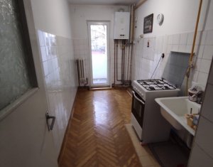Appartement 3 chambres à vendre dans Cluj-napoca, zone Manastur