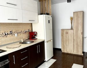 Appartement 3 chambres à vendre dans Cluj-napoca, zone Buna Ziua