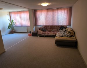 Maison 9 chambres à vendre dans Cluj-napoca, zone Dambul Rotund