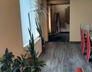 Maison 9 chambres à vendre dans Cluj-napoca, zone Dambul Rotund