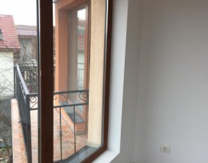 Ház 5 szobák eladó on Sannicoara