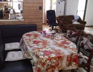 Appartement 3 chambres à vendre dans Floresti