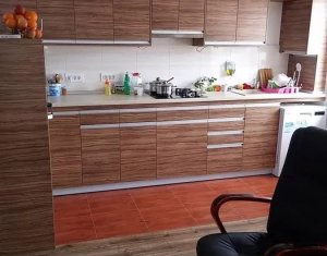 Appartement 3 chambres à vendre dans Floresti