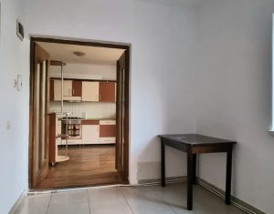 Appartement 3 chambres à vendre dans Cluj-napoca, zone Centru