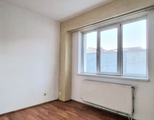 Appartement 3 chambres à vendre dans Cluj-napoca, zone Centru