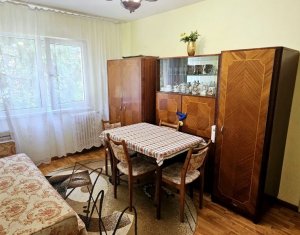 Appartement 3 chambres à vendre dans Cluj-napoca, zone Manastur