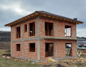 , 120m2 dans Chinteni