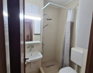Appartement 4 chambres à vendre dans Cluj-napoca, zone Plopilor