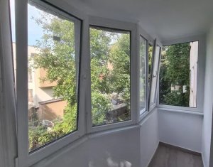 Appartement 4 chambres à vendre dans Cluj-napoca, zone Plopilor
