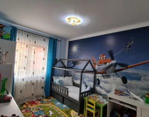 Appartement 3 chambres à vendre dans Floresti