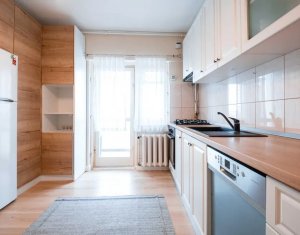 Appartement 4 chambres à louer dans Cluj-napoca, zone Centru