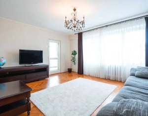 Appartement 4 chambres à louer dans Cluj-napoca, zone Centru